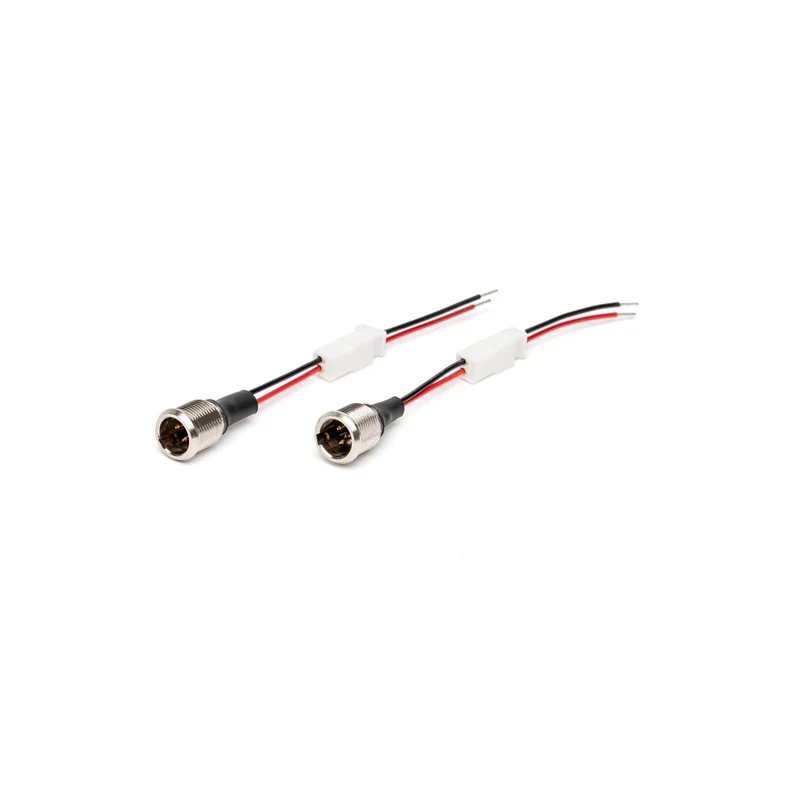 XLR plugs for R1
